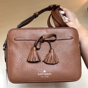 NWT Kate Spade Camera Bag in Warm Gingerbread